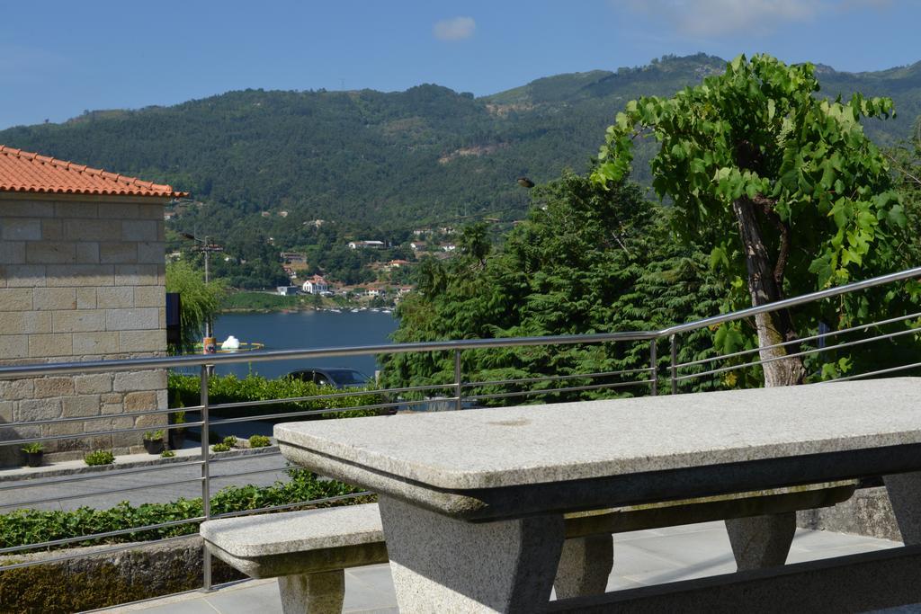 Al Vivenda Romantica Geres Luaran gambar